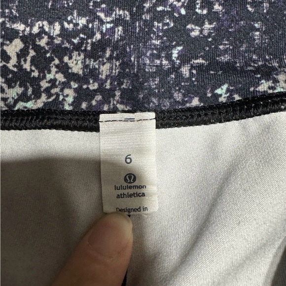 Lululemon Skinny Groove Pant Full-On Length Size 6 - Picture 2 of 4